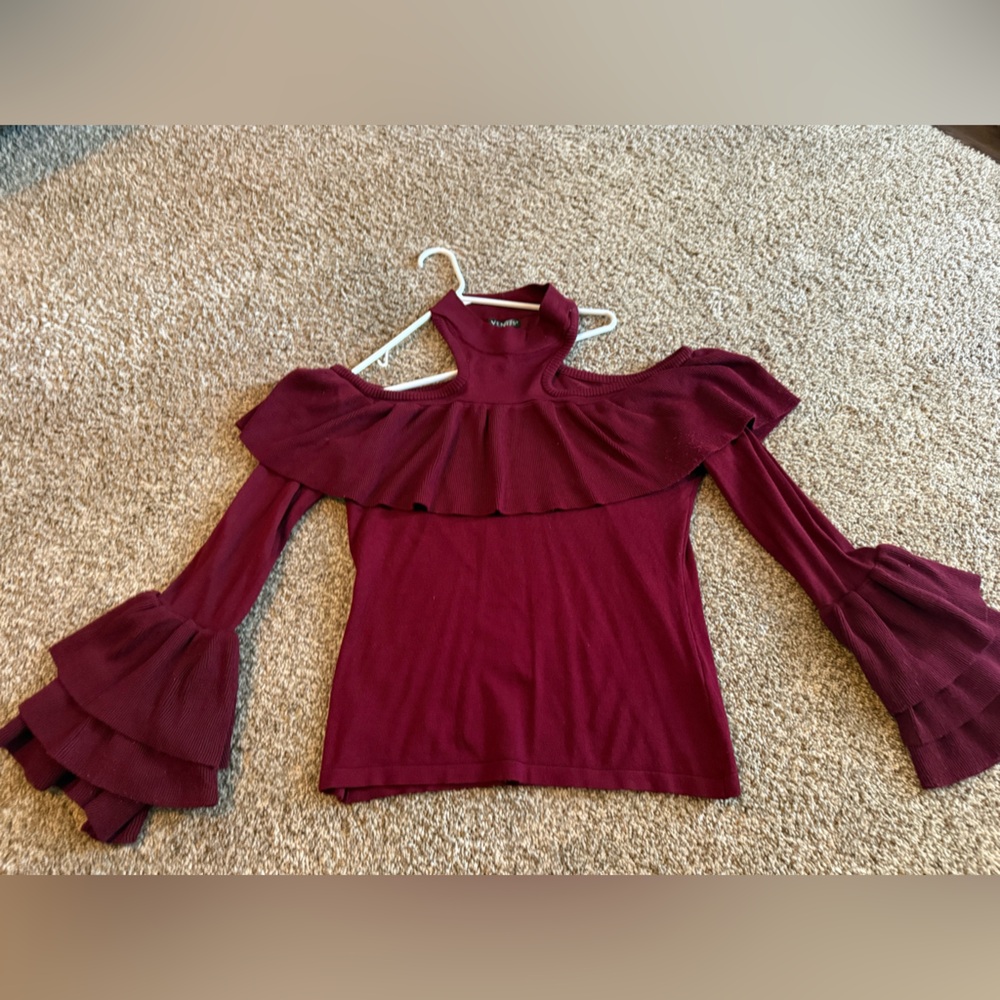 VENUS Burgundy/maroon Knit Sweater